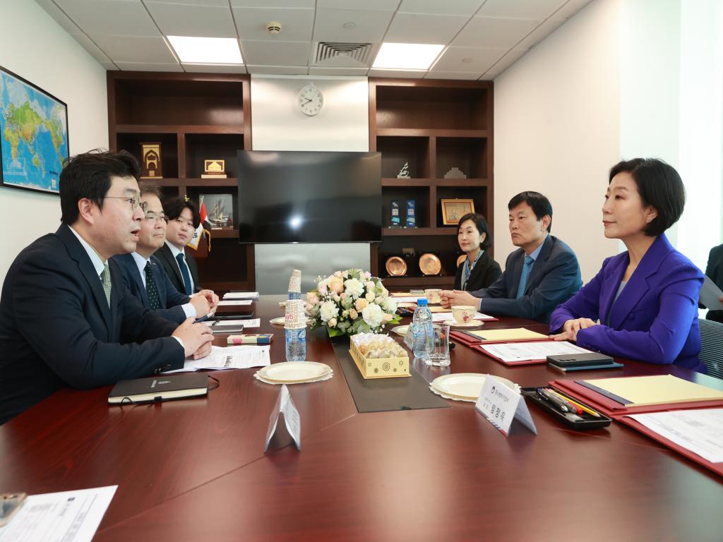 Minister Youngju Oh hosts SME Support Council in Dubai